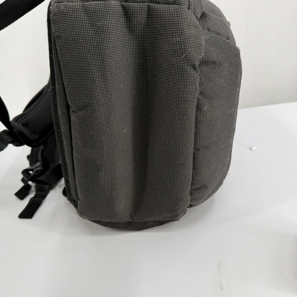 OGIO Renegade RSS Backpack Mens OS Black Gray Laptop Tech Travel Carry on Bag